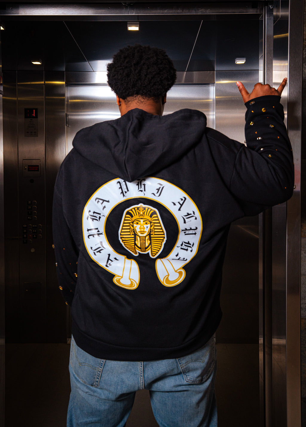 ALPHA ZIP UP (Pre-Order)